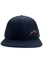 Lade das Bild in den Galerie-Viewer, snapback cap gröbenstädt |holz|